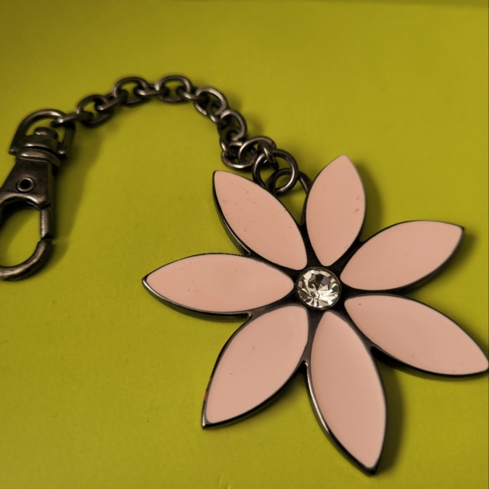 Cute Mary Kay Flower Key Chain Clip
